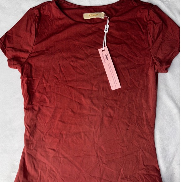 Qinsen Women's Crew Neck Short Sleeve Top, Burgundy Casual Fitted Shirt - Picture 1 of 7